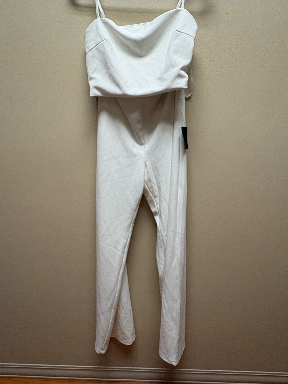 NWT Lulu's white 2 pc pants w/ Spaghetti-Strap tops size: M